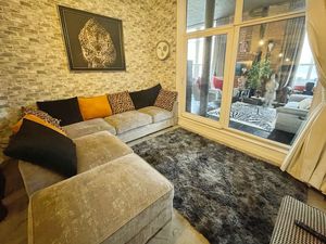Sitting Area- click for photo gallery